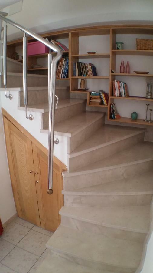 אומיס Apartments Iva Und Franka מראה חיצוני תמונה
