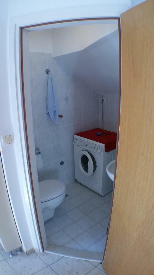 אומיס Apartments Iva Und Franka מראה חיצוני תמונה